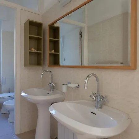 アパート Blue Line